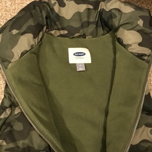 NWOT Camouflage Vest - Picture 2 of 2